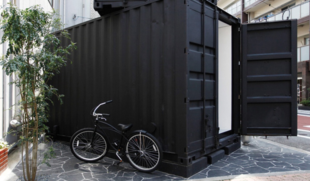 Tomokazu Hayakawa: contenedores habitables